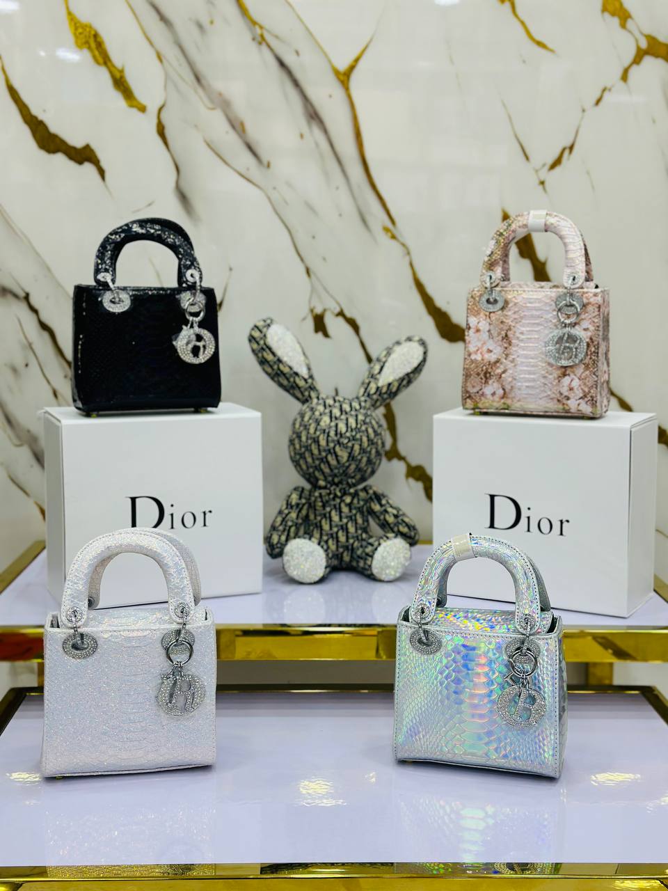 👜 حقيبة ديور - الجمال والأناقة بلمسة جزائرية 👜