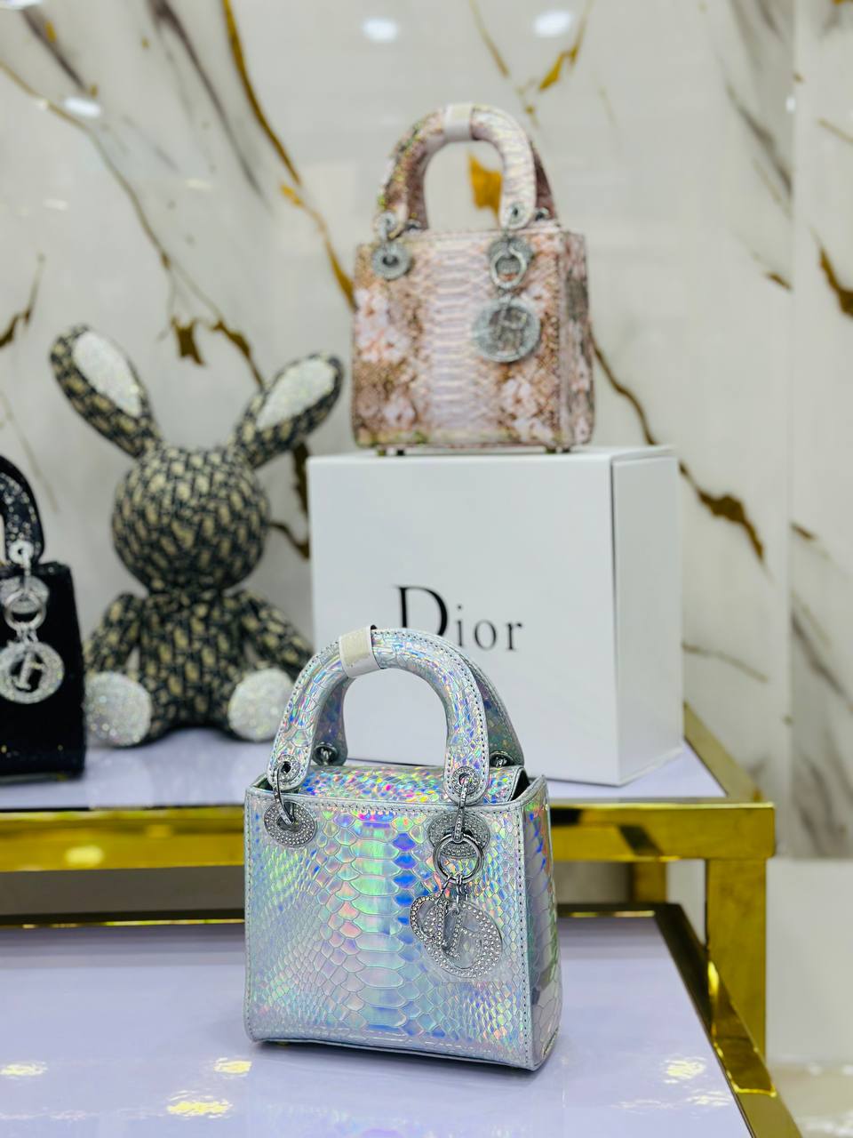 👜 حقيبة ديور - الجمال والأناقة بلمسة جزائرية 👜