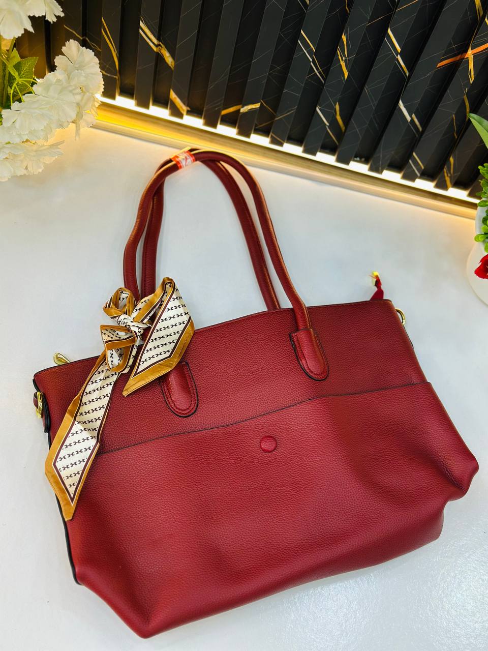 👜 حقيبة يد أنيقة للعمل والدراسة - تاج أناقتك اليومية! ✨"