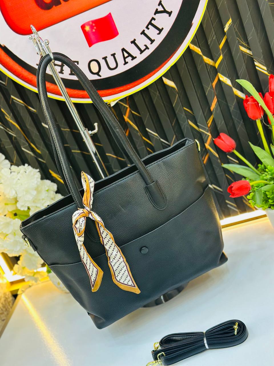 👜 حقيبة يد أنيقة للعمل والدراسة - تاج أناقتك اليومية! ✨"