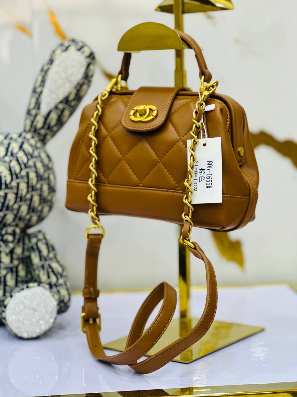 ✨ حقيبة أناقة وفخامة لكل يوم ✨  🔸